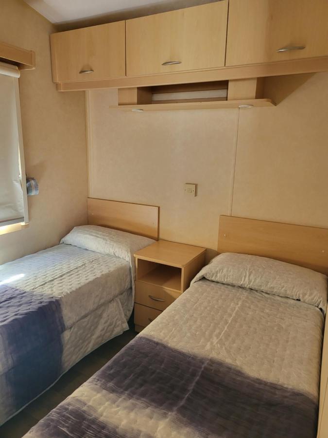Camping Pradon 阿内罗 外观 照片