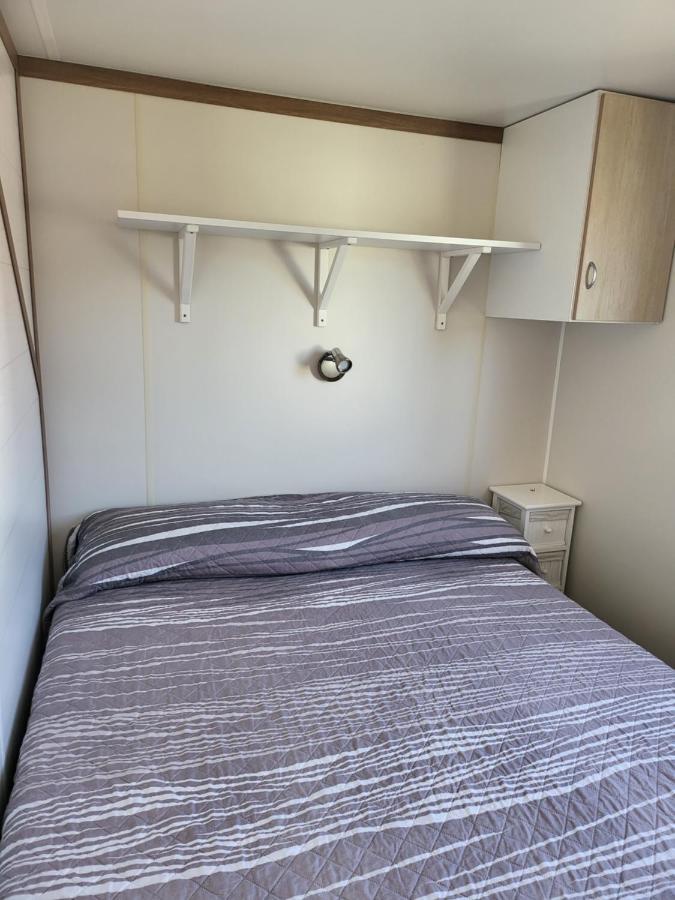 Camping Pradon 阿内罗 外观 照片